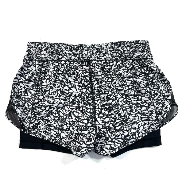 Lululemon Work Out To Water Shorts Ice Breaker White Black - Picture 2 of 6